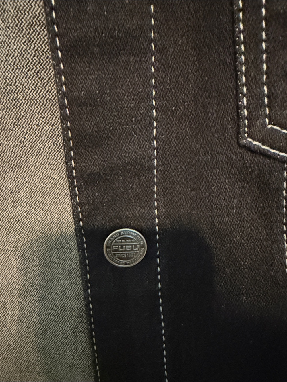 FUBU Vintage Y2K Bling Black Denim Streetwear Jacket with White Stitching Size M - Picture 9 of 9